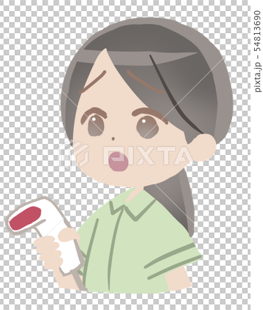スキャナーを持つ女性店員 54813690