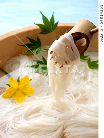 そうめん 54814361