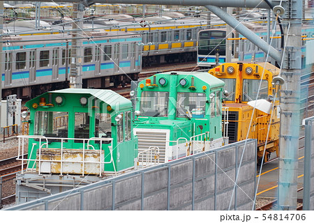 三鷹車両センターに停留する保線車両 54814706