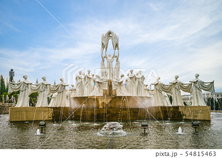 Mansudae Fountain Park at Pyongyang, North Korea 54815463