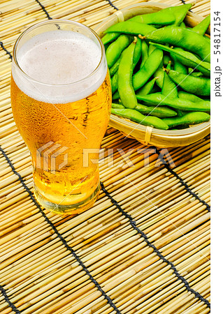 ビールと枝豆 ビールと枝豆 54817154