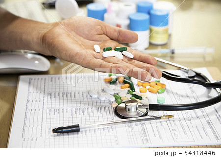 錠剤 約 病院 54818446