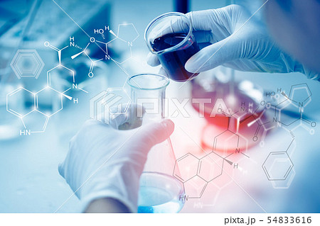 Health care researchers working in life science 54833616