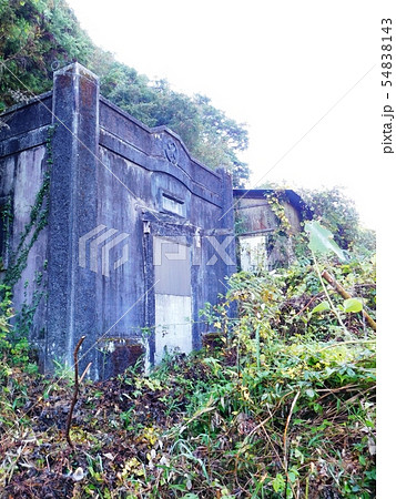 山口市にある桂ケ谷貯水池の浄水所 54838143