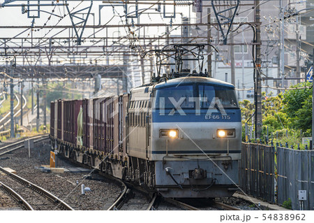 貨物列車　走行イメージ　　 54838962