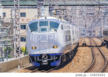 特急列車 走行イメージ 特急列車 走行イメージ 54839281