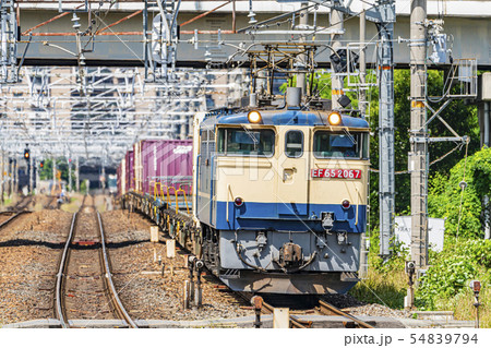 貨物列車　走行イメージ　 54839794