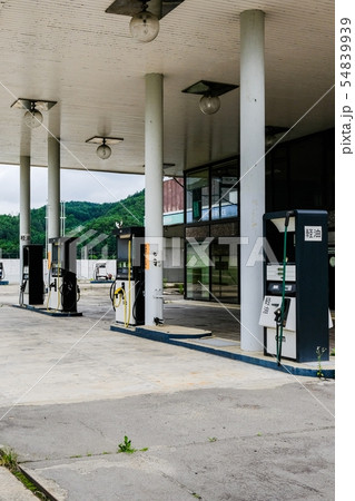 廃業したガソリンスタンド 廃業したガソリンスタンド 54839939