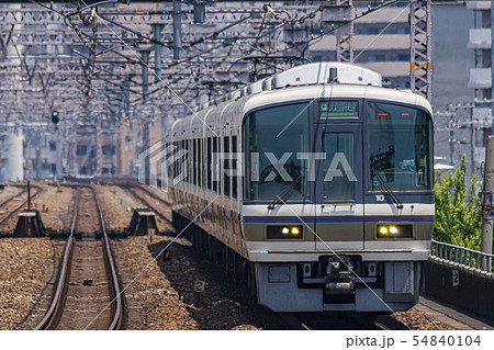 通勤電車　走行イメージ 54840104