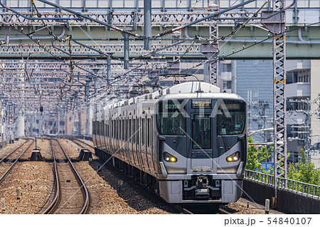 通勤電車 走行イメージ 通勤電車 走行イメージ 54840107