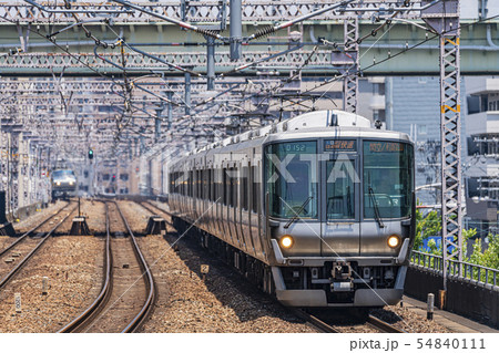 通勤電車 走行イメージ 通勤電車 走行イメージ 54840111