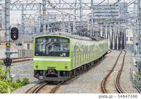 通勤電車　走行イメージ　　　 54847390