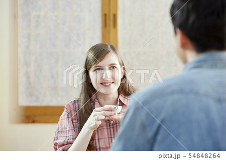 カップル 茶道 伝統 54848264