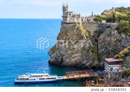 Swallow's Nest castle at the rocky coast of the 54848391
