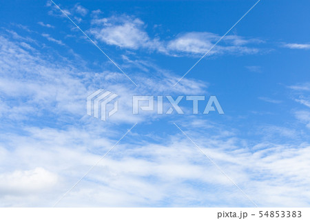 青空と白い雲 青空と白い雲 54853383