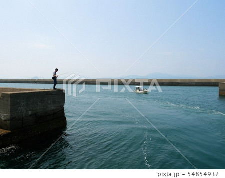 湯島港で釣り 熊本県上天草 の写真素材