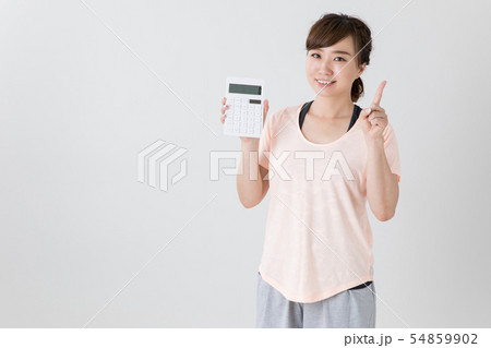 スポーツウェアの女性 54859902