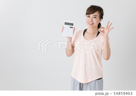 スポーツウェアの女性 54859903