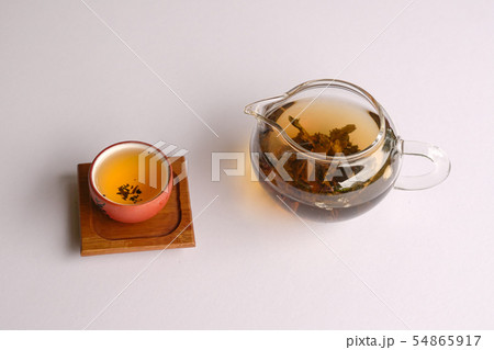 Chinese tea with teapot 54865917