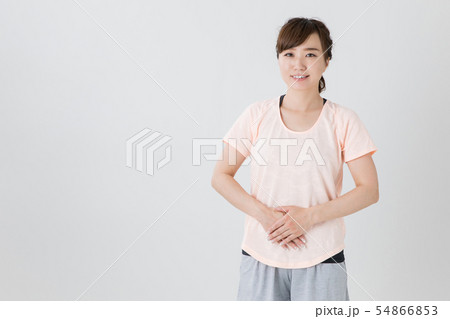 スポーツウェアの女性 54866853