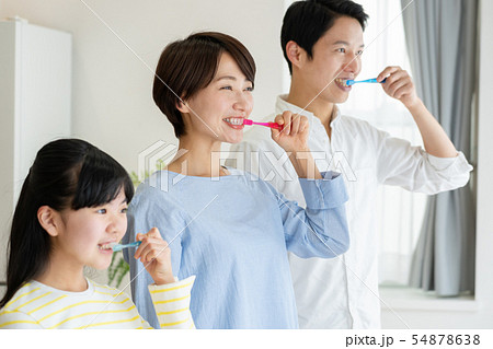 親子 歯みがき ファミリーイメージ 親子 歯みがき ファミリーイメージ 54878638