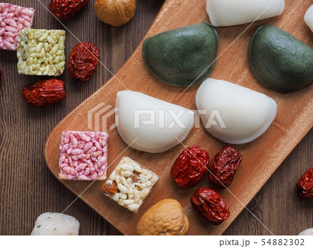 祝日 ソンピョン 餅 54882302