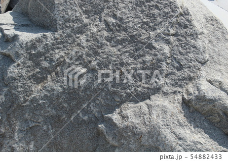 荒い岩肌 荒い岩肌 54882433