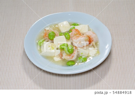 剥き海老と豆腐と剥いた枝豆の甘煮 剥き海老と豆腐と剥いた枝豆の甘煮 54884918