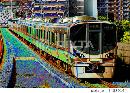 勾配を駆け下りる通勤電車323系イメージ 勾配を駆け下りる通勤電車323系イメージ 54889144