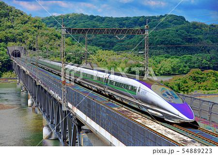 新幹線こだま500系イメージのイラスト素材 5423