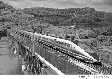 新幹線こだま500系イメージのイラスト素材 5425
