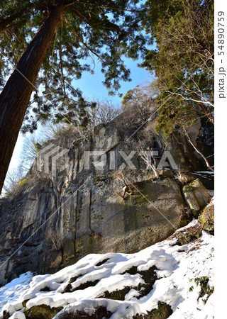 冬の山寺登山道の風景 冬の山寺登山道の風景 54890759