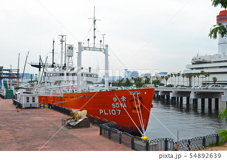 船の科学館の野外展示　初代南極観測船「宗谷」　2019年７月撮影 54892639