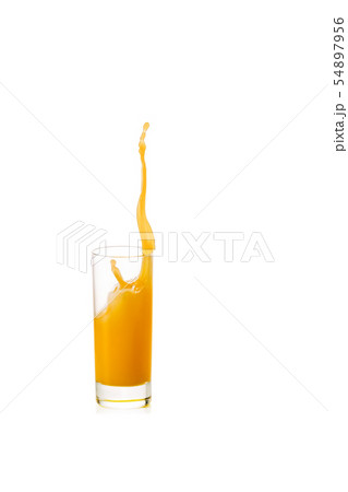 splash of orange juice in glass 54897956