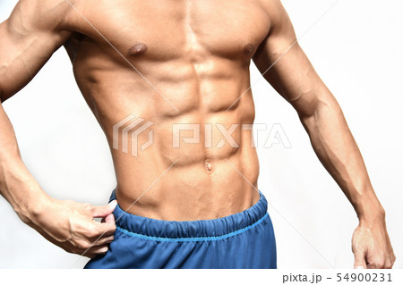 鍛えた若者の体 鍛えた若者の体 54900231
