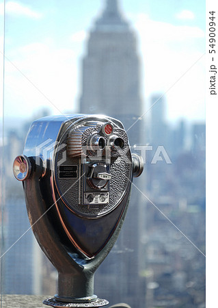 ロックフェラーセンター（トップ・オブ・ザ・ロック）の双眼鏡 54900944