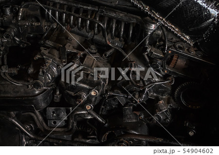 Old engine parts 54904602