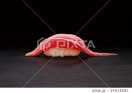 まぐろ寿司 54918981