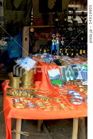 カレン族 54919905