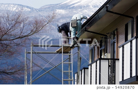 アパートの雨樋修理　雨どいの修理 54920870
