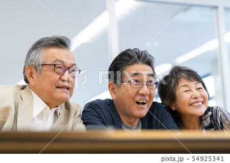 Employment for the elderly 54925341