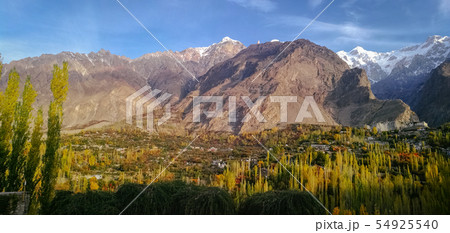 Hunza valley in autumn, Gilgit baltistan,Pakistan. 54925540