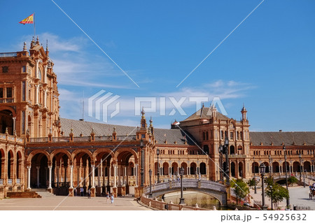 Plaza de Espana. Seville Spain. 54925632