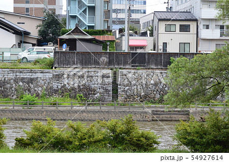 石垣・階段(北上川 河畔/岩手県盛岡市) 石垣・階段(北上川 河畔/岩手県盛岡市) 54927614