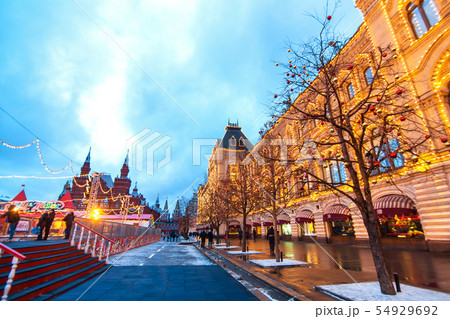 Buildings on the Red Square in Moscow are Buildings on the Red Square in Moscow are 54929692