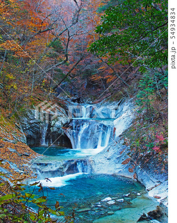 西沢渓谷 七ツ釜五段の滝 西沢渓谷 七ツ釜五段の滝 54934834