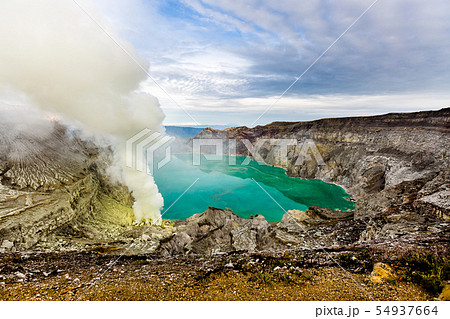 A shot of the crater of the volcano Ijen 54937664