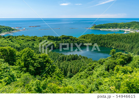 【秋田県男鹿半島】八望台から眺める二ノ目潟、戸賀湾、日本海はまさに絶景 54946615