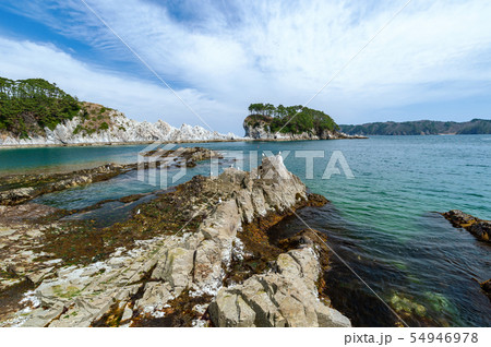 【岩手県宮古市】浄土ヶ浜は一見の価値ある景勝地 【岩手県宮古市】浄土ヶ浜は一見の価値ある景勝地 54946978