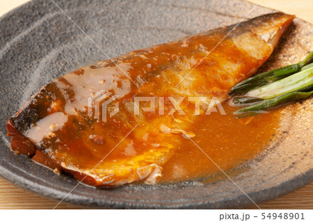 サバの味噌煮 54948901